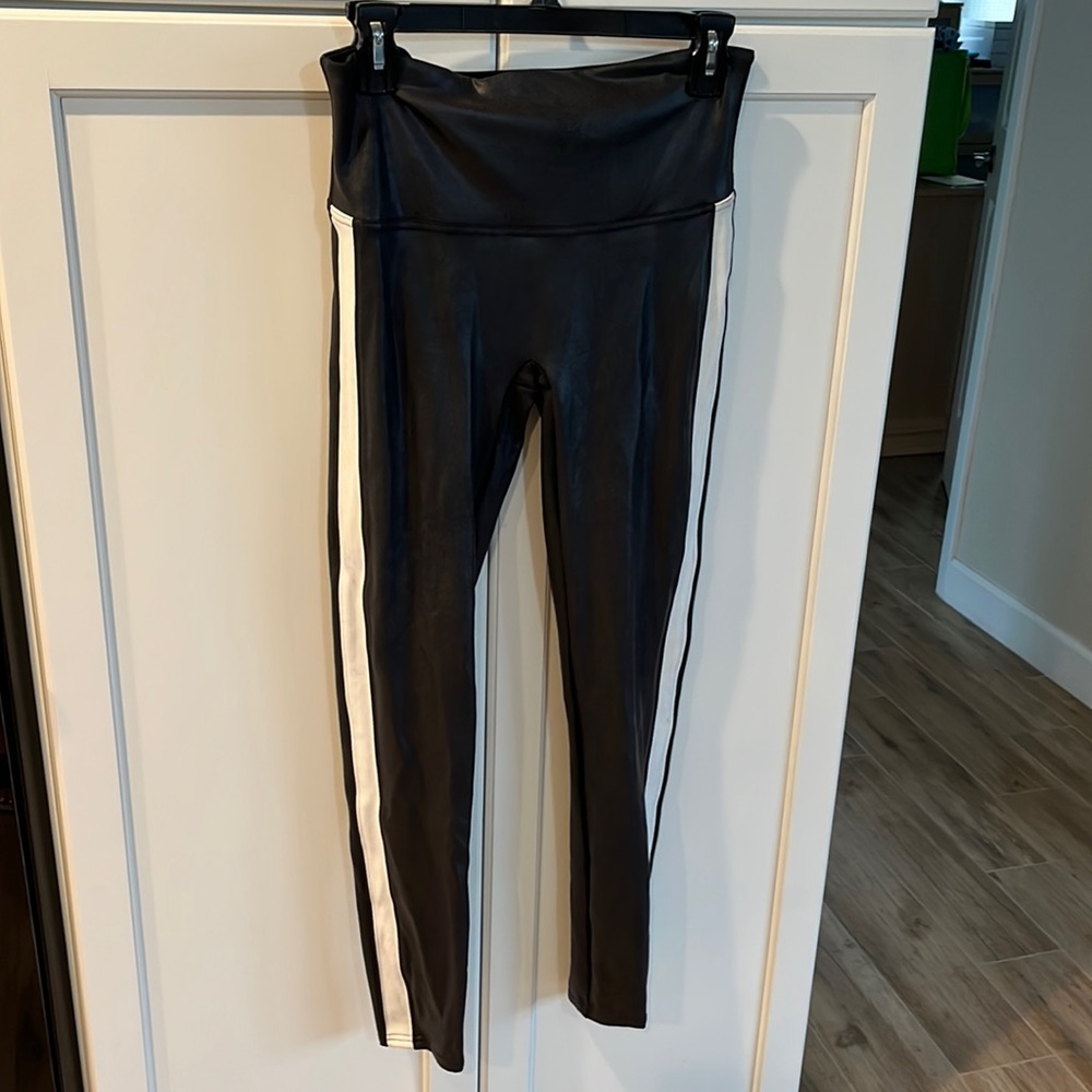 Ladies Spanx Black with White side stripes